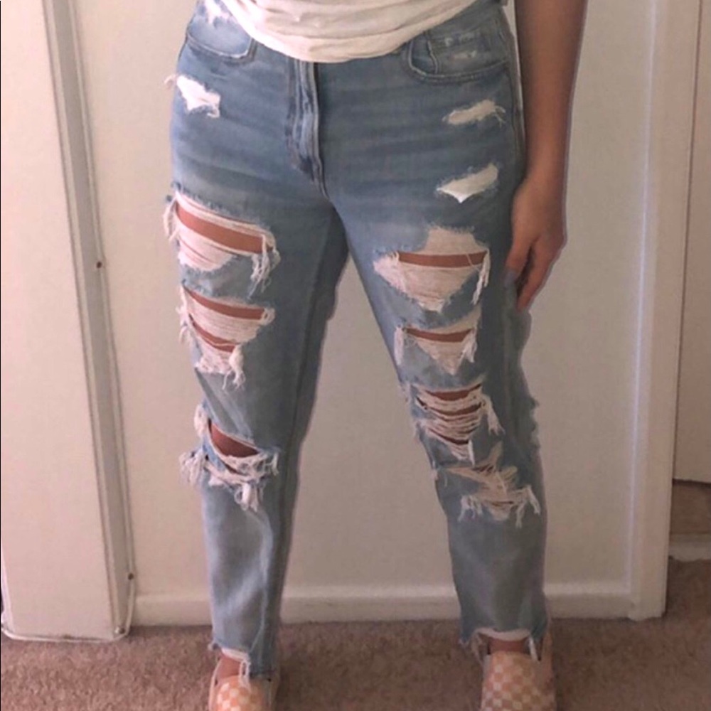 American Eagle Mom Jeans